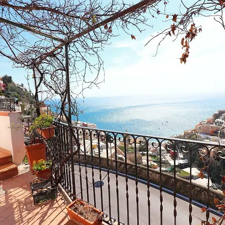 Estate4home - Maison Lirio Holiday home *